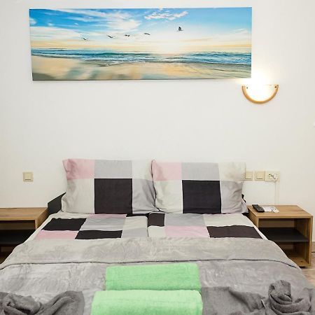 Two Identical Designer 2Bd Flats With Sea View In Balchik By Flat Mаnager Apartment Екстериор снимка