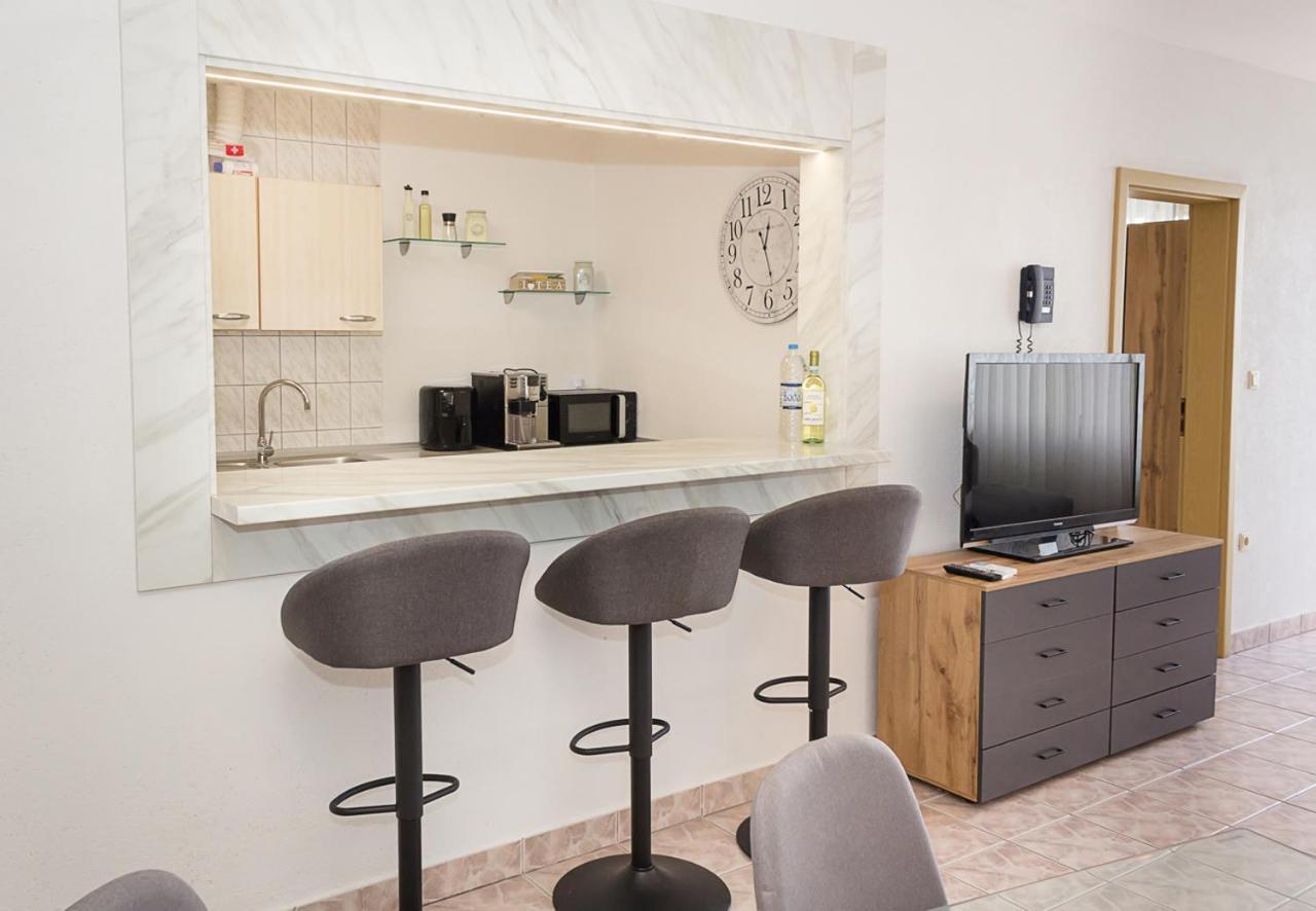 Two Identical Designer 2Bd Flats With Sea View In Balchik By Flat Mаnager Apartment Екстериор снимка