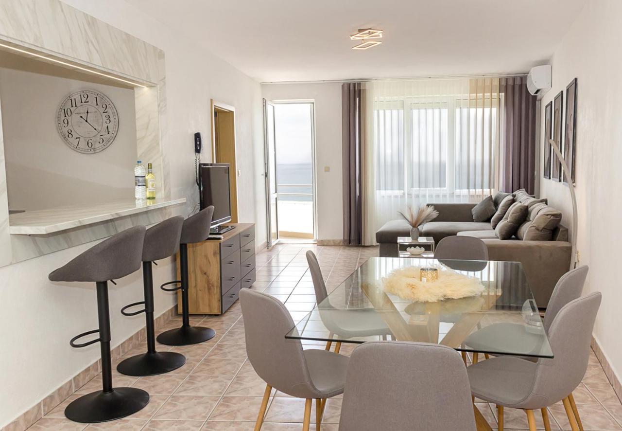 Two Identical Designer 2Bd Flats With Sea View In Balchik By Flat Mаnager Apartment Екстериор снимка
